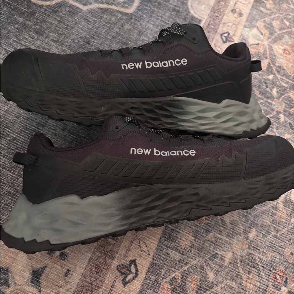 New Balance Men's Black and Gray work Sneakers with safety toe  - worn once!